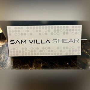 Sam Villa Shears